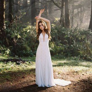 Wilderly bridal dress ‘Nadia’ by Allure Bridals